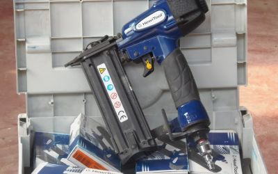Nietmachine perslucht